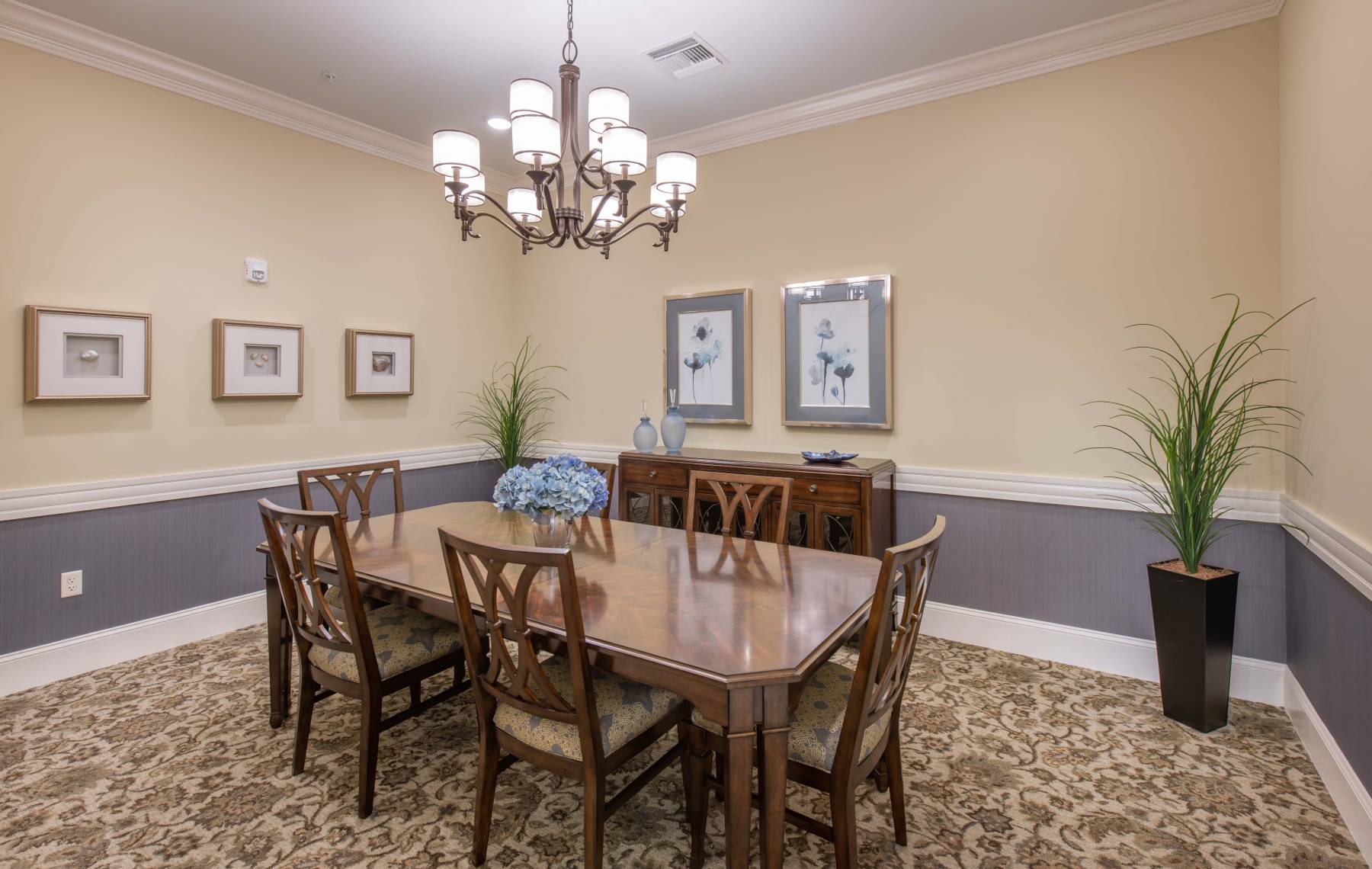 Assisted Living Apartments for Couples in Oviedo